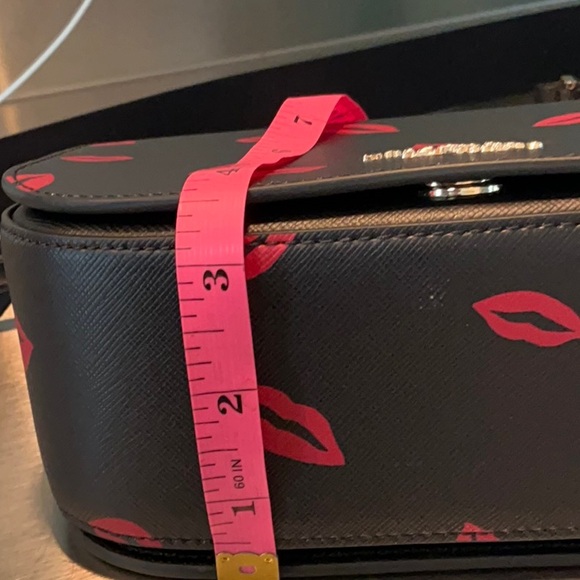 NWT Kate Spade Leather Madison Lip Toss Saddle Bag